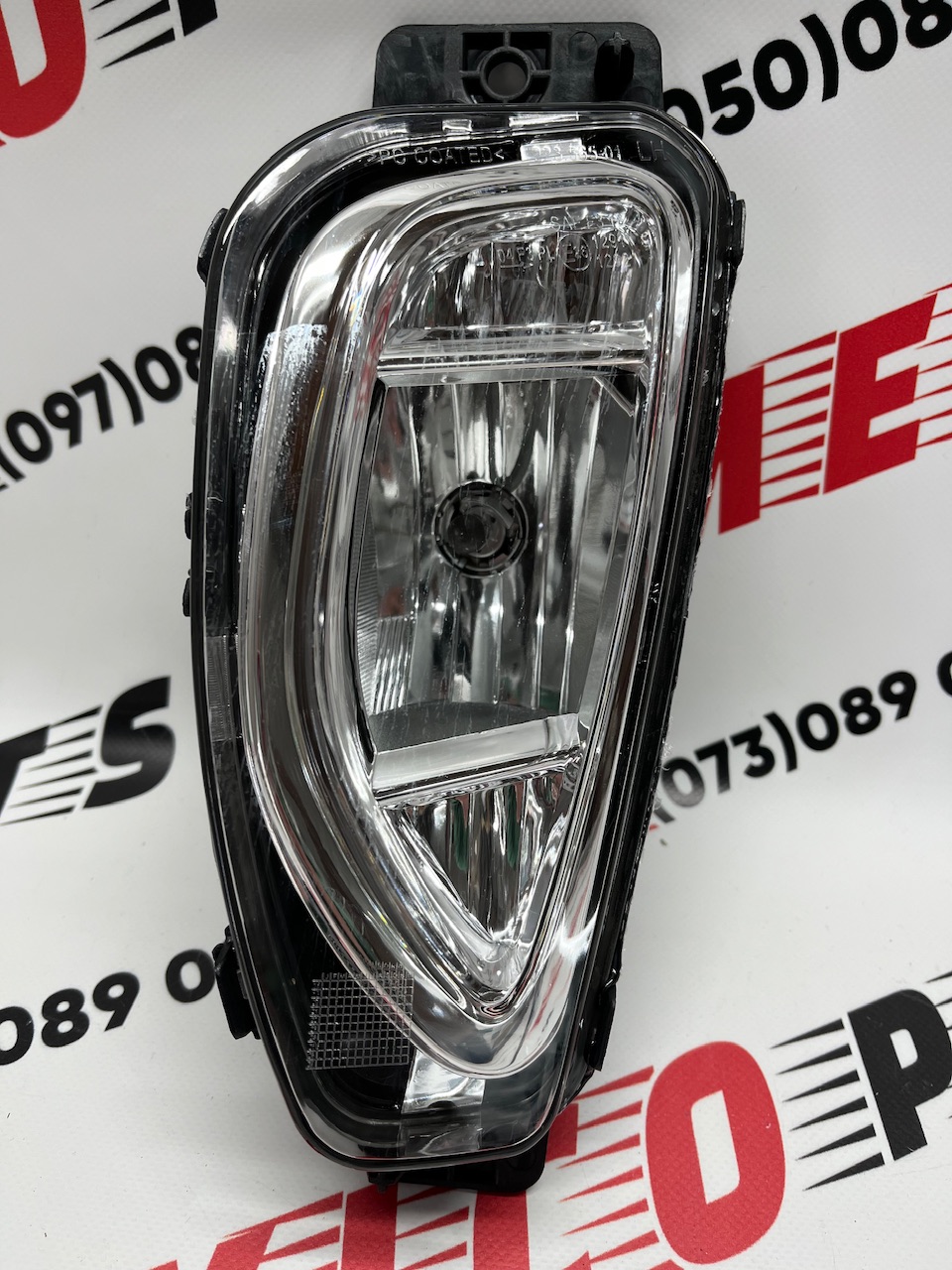 Противотуманная фара левая Ford Escape (Kuga) 2020- 2022 (LJ6Z15201A), аналог