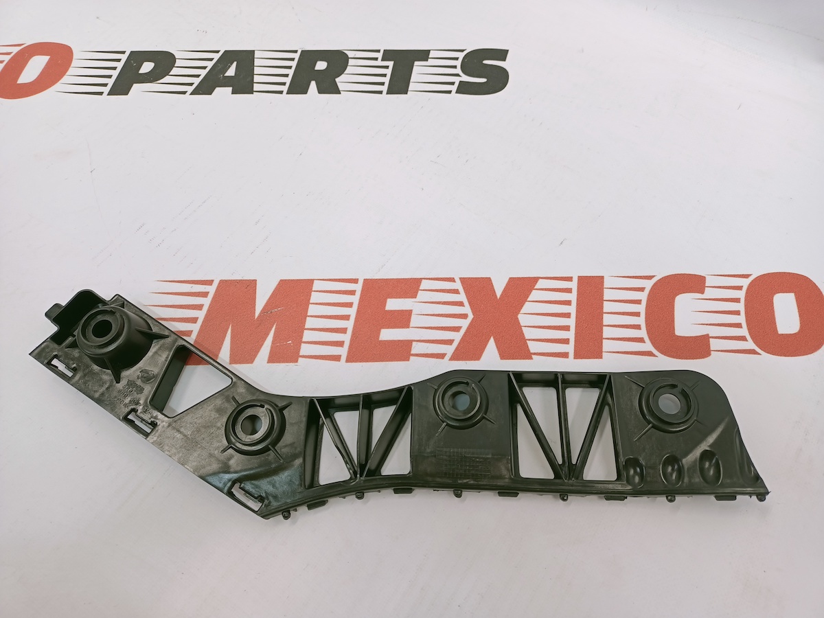 Крепление заднего бампер правое Volkswagen Tiguan 2017-2020 (5N0807394D), аналог