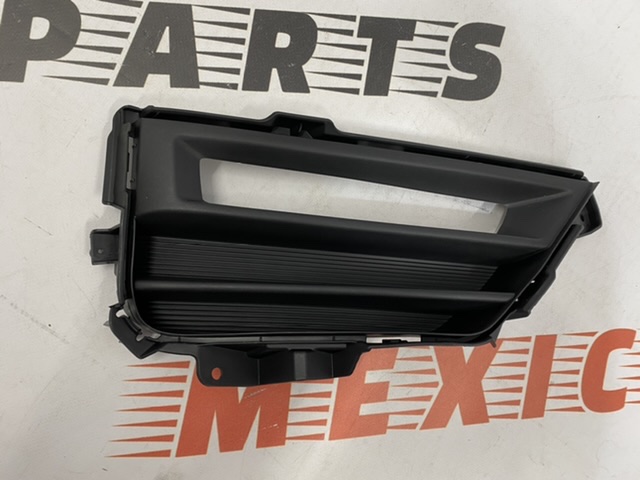 Рамка протитуманної фари права під LED Honda CR-V 2019-2021 (71106-TLA-A70), аналог