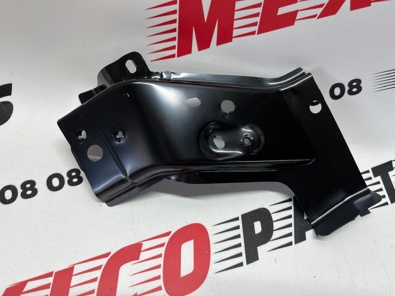 Планка радиатора права Nissan X-Trail(Rogue) 2014-2020 (F25204BAMA), аналог