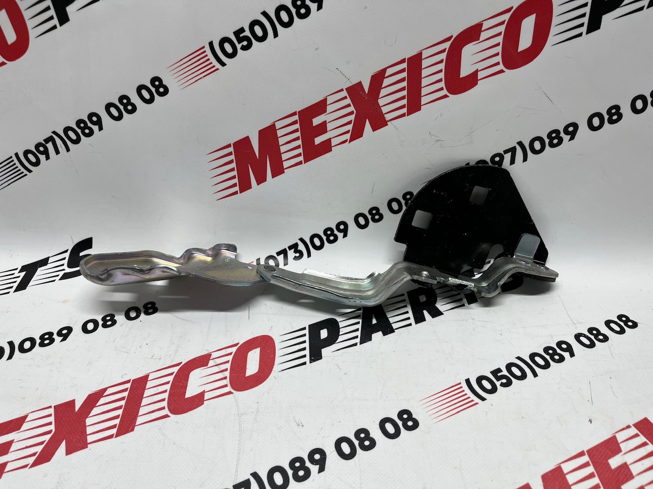 Петля капота ліва Tesla Model 3 2024-(1774935-00-D)Наконечник рульової тяги Tesla Model 3 2024-(1344841-00-B), аналог