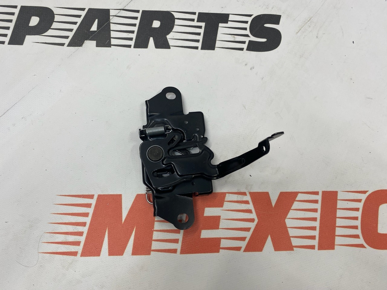 Замок капота Mazda CX5 2012-2016 (KD3556620A), аналог