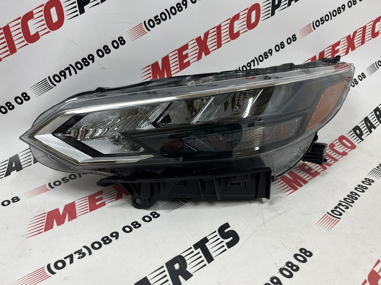 Фара ліва LED Nissan Sentra 2024+, аналог
