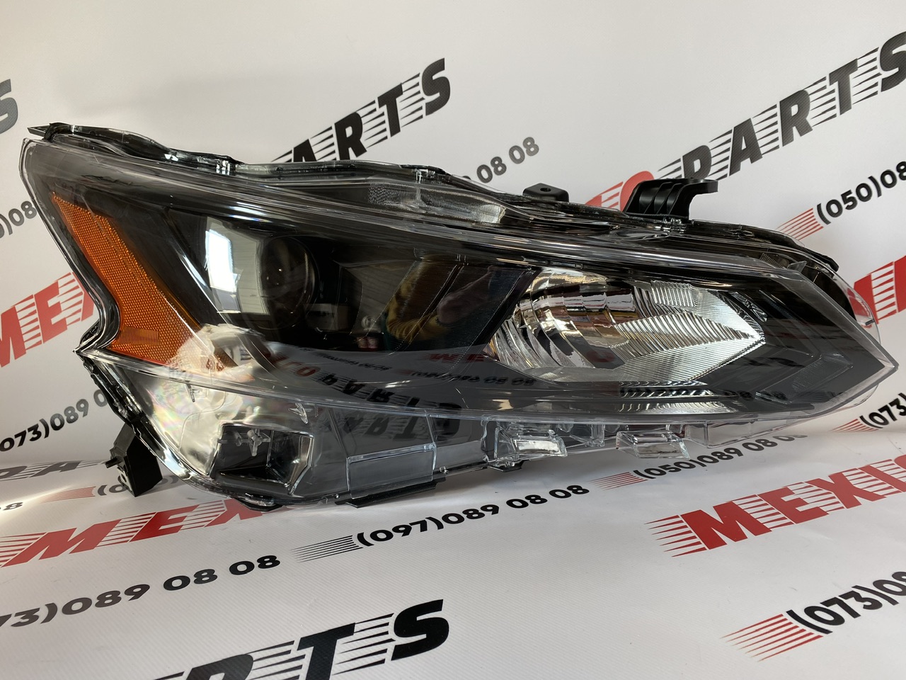 Фара правая черная USA Nissan Altima 2023- (26010-6CA0B), аналог