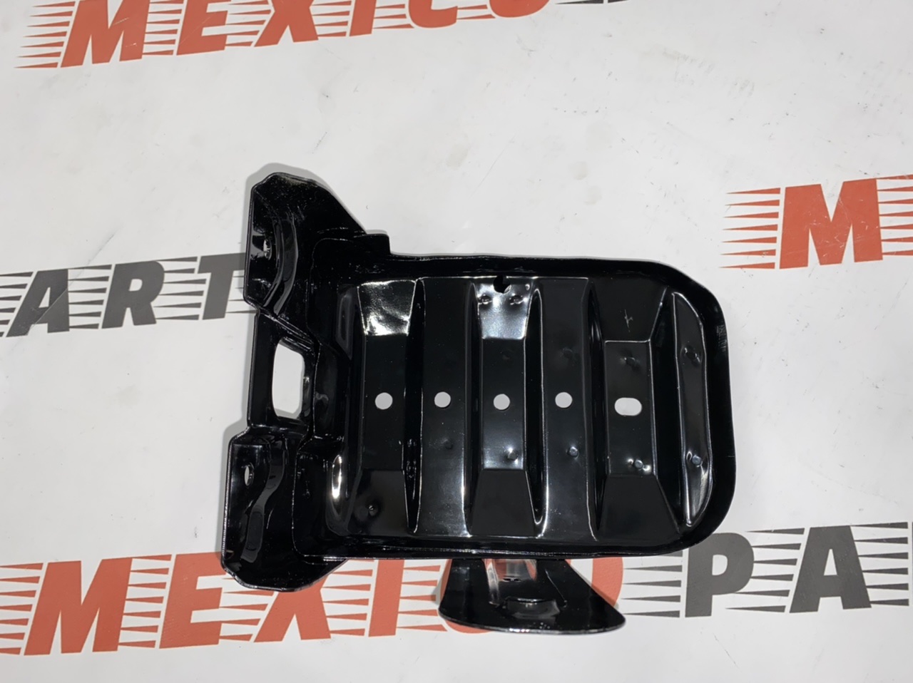 Подиум под акумулятор Dodge Journey 2011- (5178247AB), аналог