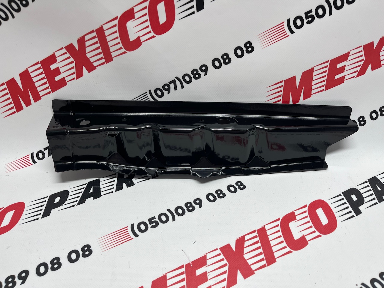 Підсилювач переднього правого крила  Mazda 3 2020- (BDTS53273), аналог