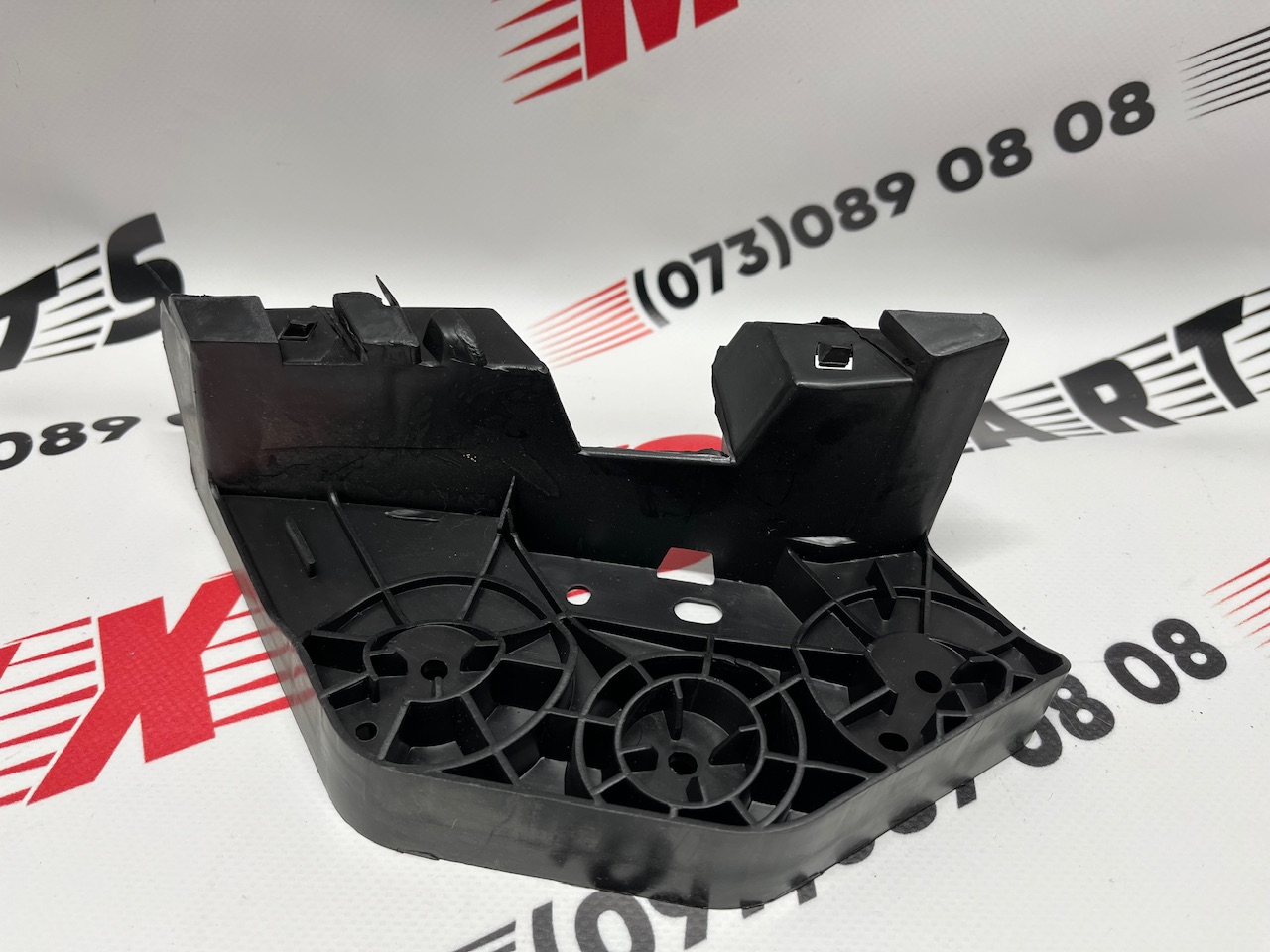 Кріплення переднього бампера-фара праве Nissan X-Trail(Rogue) 2014-2016 (260424BA0A), аналог