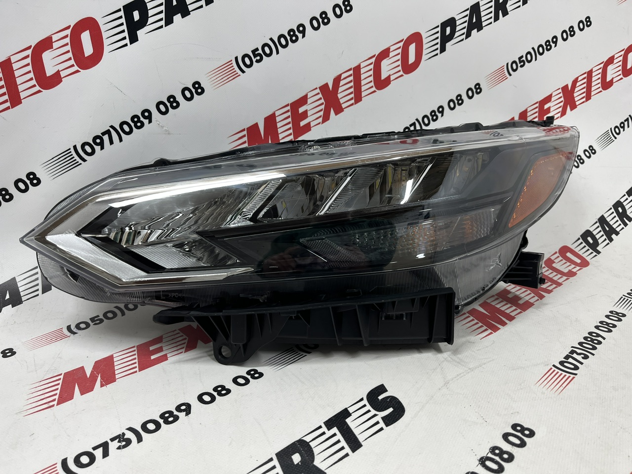 Фара левая LED Nissan Sentra 2024+, аналог