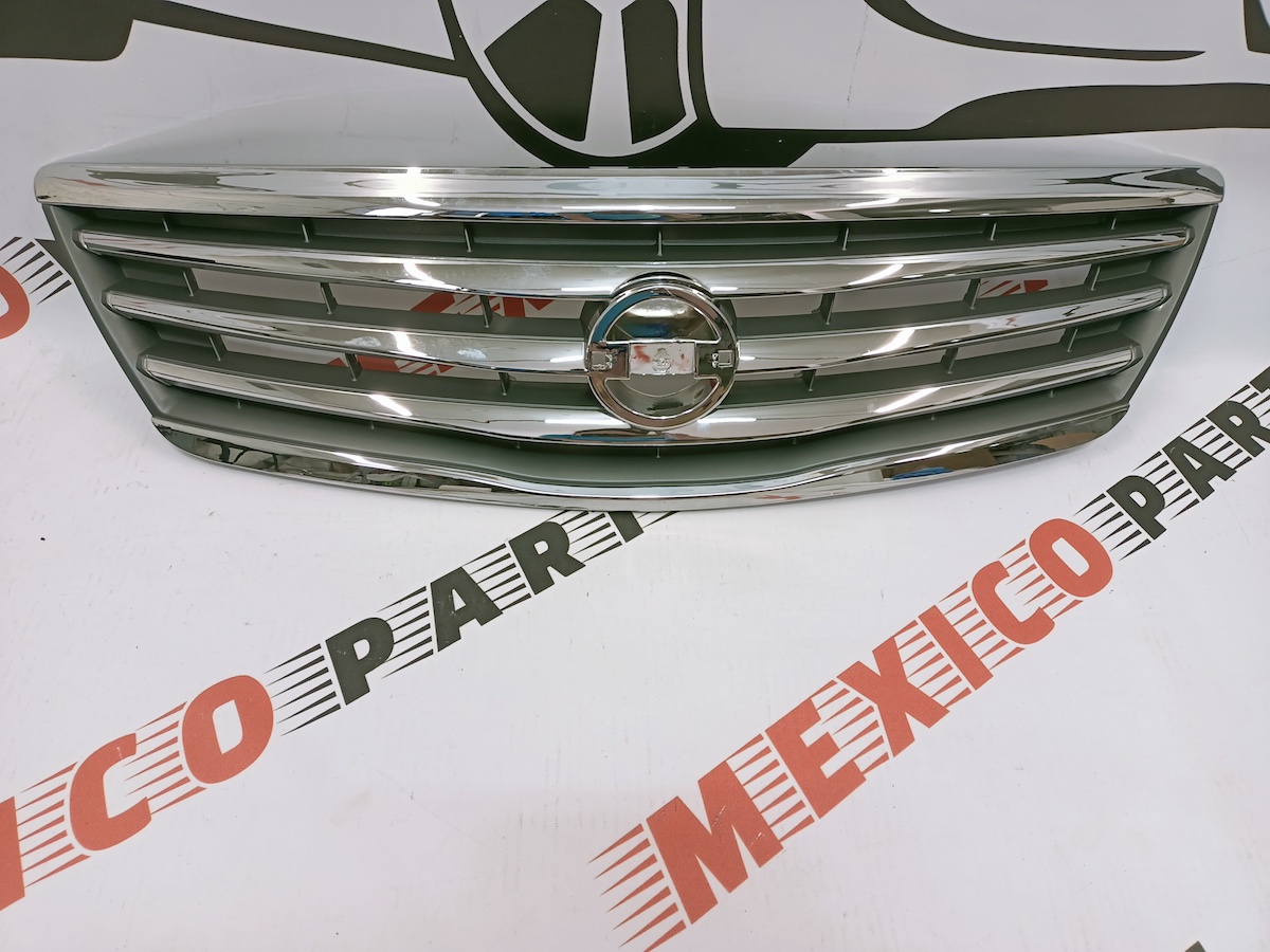 Решетка радиатора Nissan Teana 2008-2012 (62070-ZN50A), аналог