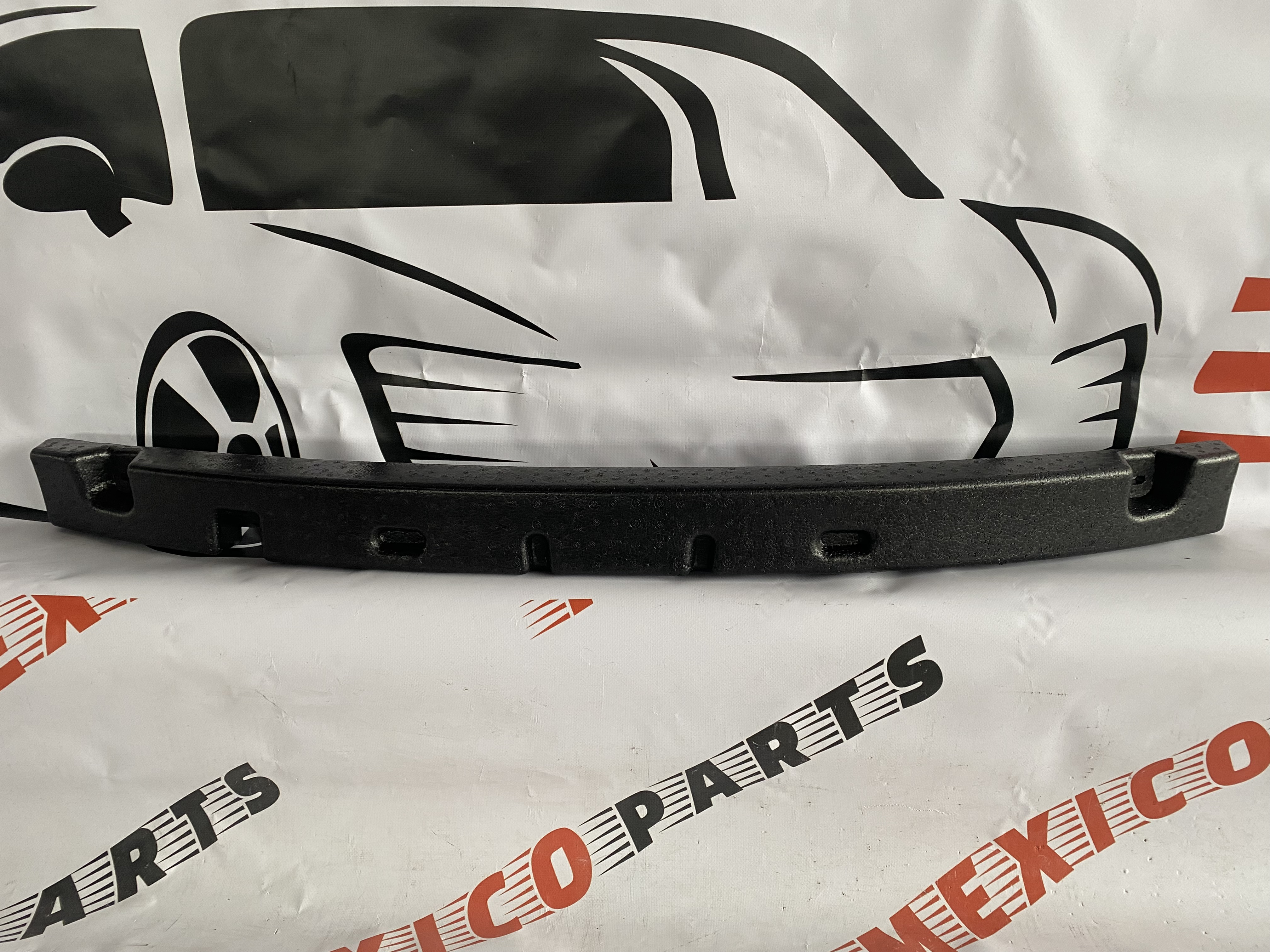 Абсорбер переднього бампера Tesla Model S 2012-2020 (107130700A), аналог