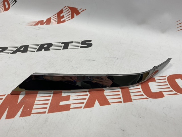 Ресничка под фару левая Hyundai SantaFe 2019-2020 (86375-S1000), аналог