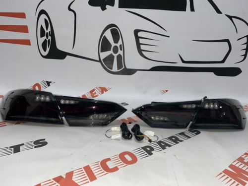 Комплект задніх ліхтарів тюнинг 1 Toyota Camry 2018-2021 (81560-06730T), аналог