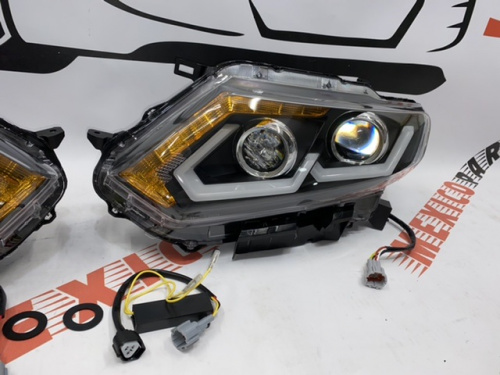 Фары комплект тюнинг  Nissan X-Trail(Rogue) 2014-2016, аналог