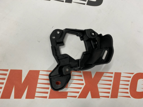 Кріплення протитуманної фари праве Mazda CX-5 2011-2016 (KD5351684A), аналог
