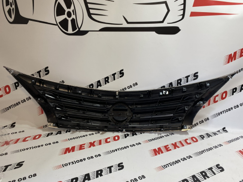 Решетка радиатора черная Nissan Altima 2013-2015 (62310-3TA0A), аналог