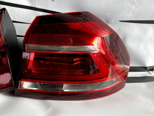 Фонари задние комплект Volkswagen Passat B8 2016-2018 (561-945-095-PK), аналог