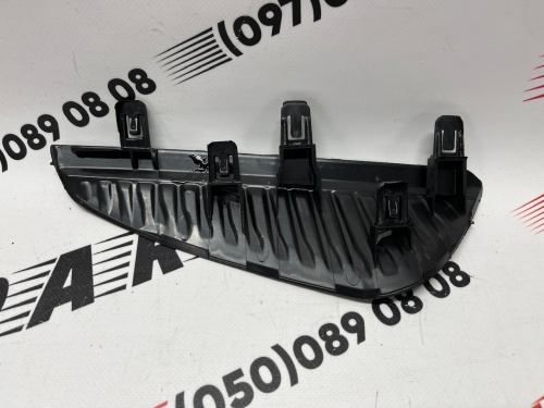 Заглушка протитуманної фари права Nissan Sentra 2024+(62256-6YU0A), аналог