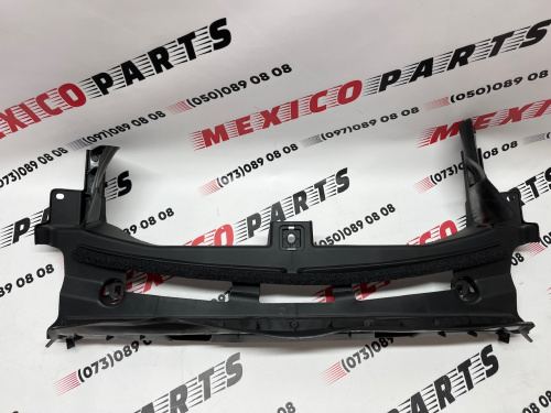 Дефлектор панелі радіатора центральний  Mazda CX-5 2022- (KSD4501C0), аналог