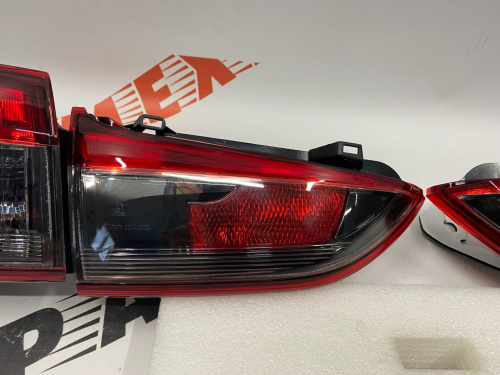 Фонари комплект Mazda 6 2013-2016 (GJR9-51-150AK), аналог