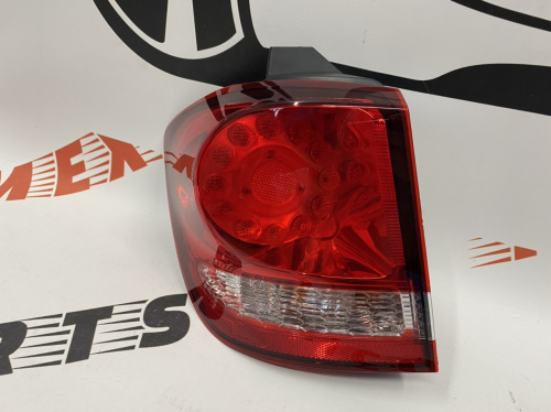 Фонарь в крыло светлый  круглый левый LED Dodge Journey 2011- (68078465AD), аналог