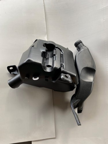 Бачок омивача Tesla Model Y 2020-2024 (149041200B )