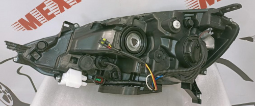 Фара правая Nissan Sentra 2016-2018 (26010-3YU0A), аналог