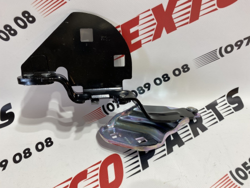 Петля капота права Tesla Model 3 2021-2023 (1643846-00-A), аналог