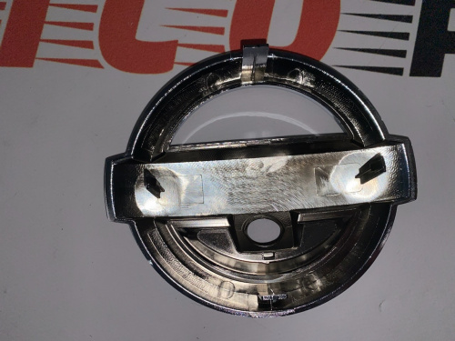 Значок Nissan под камеру (62890-4BA0A), аналог