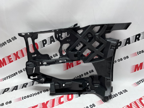 Кріплення переднього бампера праве Volkswagen Golf 7.5 (5G0807724F), аналог