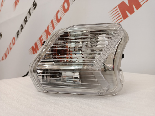 Противотуманная фара правая с лампочками и патрончиками Ford Escape(Kuga) 2017- 2019 (GJ5Z-13200-A), аналог
