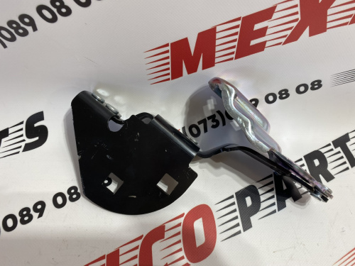 Петля капота права Tesla Model 3 2021-2023 (1643846-00-A), аналог