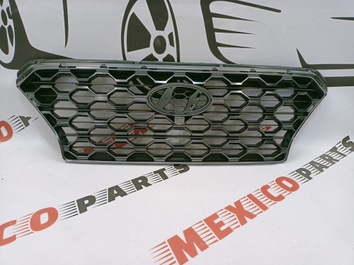 Решетка радиатора Hyundai SantaFe 2019-2020 (86350-S2110), аналог
