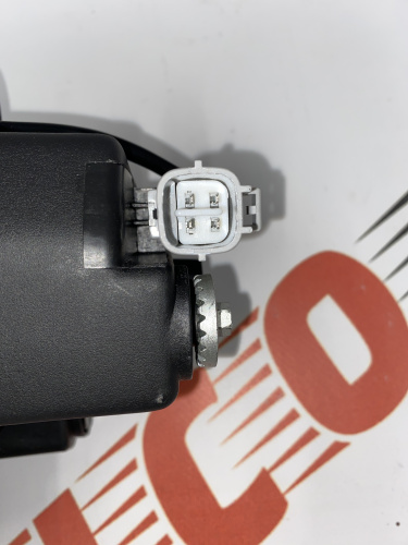 Протитуманна фара права LED  Lexus NX 2014-2017 (81220-78020), аналог