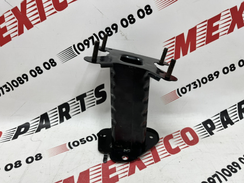 Пятак (кронштейн) правый заднего усилителя (вид 2) Nissan X-Trail(Rogue) 2014-2020 (H5210-4CCMA), аналог
