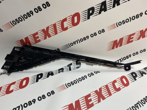 Решетка под фару правая Volkswagen Touareg 2019 -(760853598AIDJ ), аналог