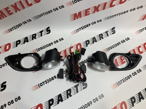 Комплект противотуманных фар Toyota Camry 2009-2011 (52040-06050), аналог