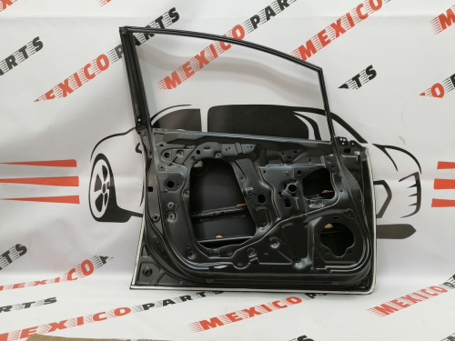 Двері передні ліві Honda Fit 2008-2013 (67050-TK6-305ZZ), аналог