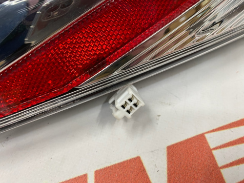 Ліхтар зовнішній ( в крило) лівий LED Toyota Camry 2018-2020 (81560-06730), аналог