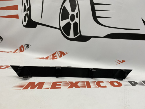 Накладка переднього бампера чорна комплектація SE Toyota Corolla 2020-2023 (53141-02180), аналог