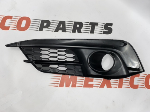 Рамка противотуманной фары правая Honda Civic 2016-2020 (71108-TBA-A10), аналог