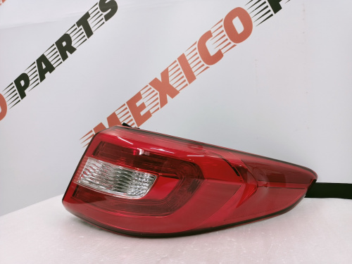 Фонарь задний наружный правый LED Hyundai Sonata 2015-2017 (92402-C2000), аналог