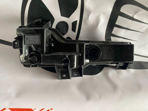 Протитуманна-Дхо фара ліва Tesla Model 3 (1077391-00-E), аналог
