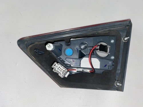 Фонарь задний внутренний левый б/у LED оригинал Ford Fusion 2013-2016 (ds7313a603ae)