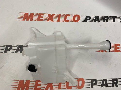 Бачок омивача з моторчиком Toyota Camry 2012-2014  (85315-06220), аналог