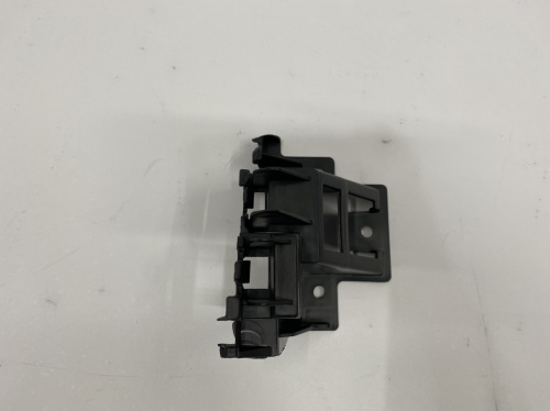 Крепление заднего фонаря правое Volkswagen  Jetta 2011-2015 (5C6807394A), аналог