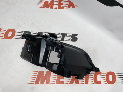 Кріплення передньої фари ліве AUDI Q7 2010-2015 (4L0941613B), аналог