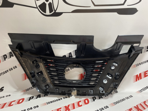 Решетка радиатора под круглый дистрон Nissan X-Trail(Rogue) 2017-2020(623109TG0B), аналог