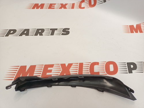 Накладка переднього бампера права Toyota Camry 2018-2020 (53123-06060), аналог