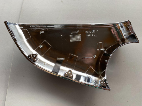 Накладка под зеркало правая Tesla Model S 2016-2020 (2418.3006)