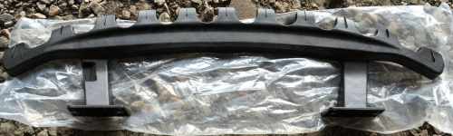 Підсилювач переднього бампера пластик Tesla Model S 2012-2020 (105683700d), аналог